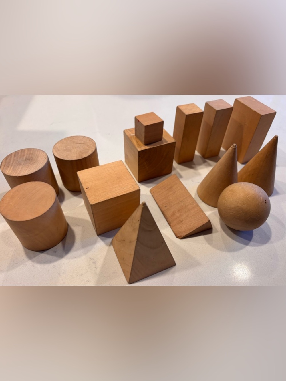 🌸 Wooden Geometric Solids Set - Natural Wood - Picture 2 of 4
